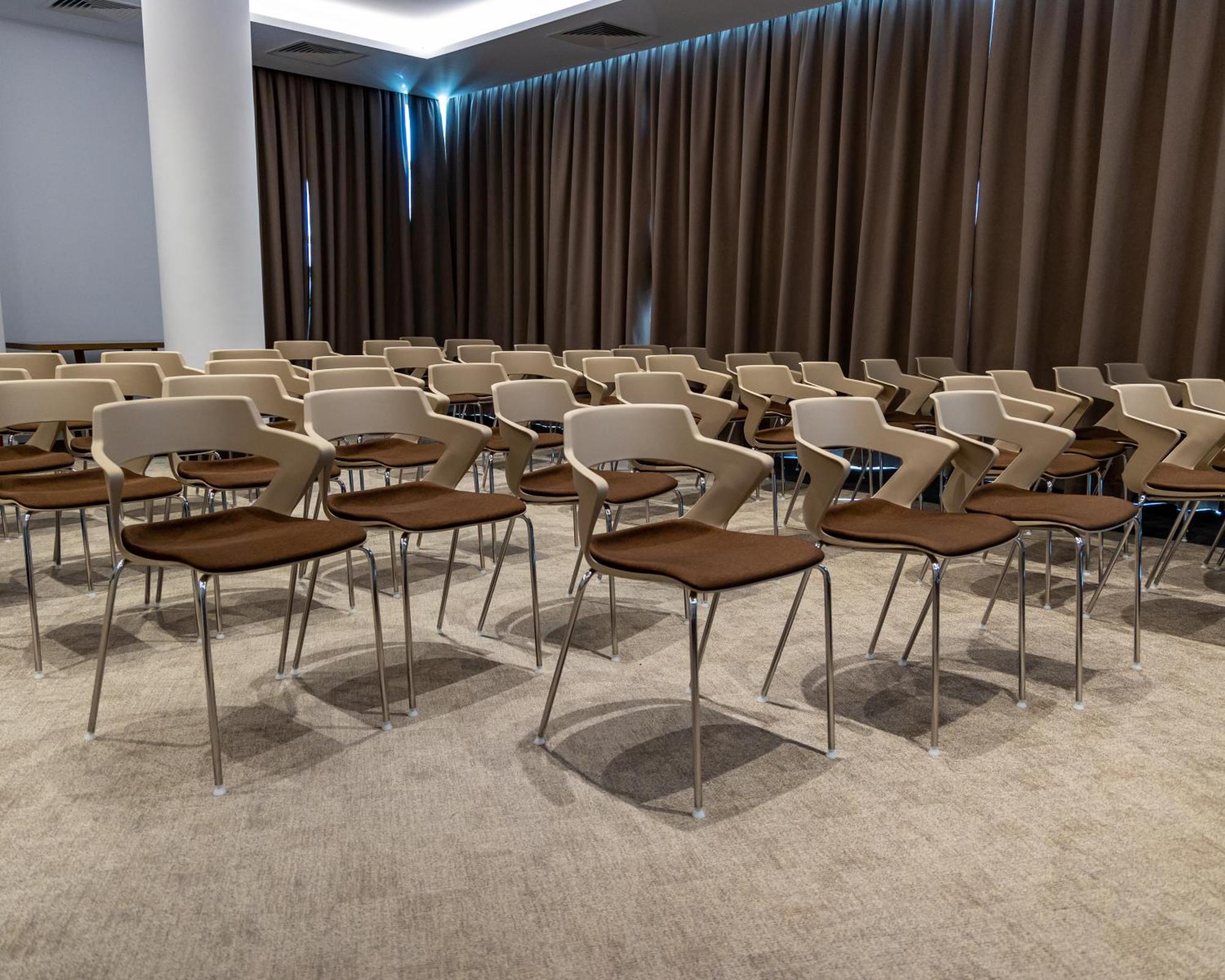 Nova Luxury 4* Targoviste
